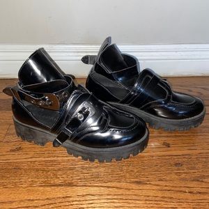 Black chunky ankle boots (good condition)